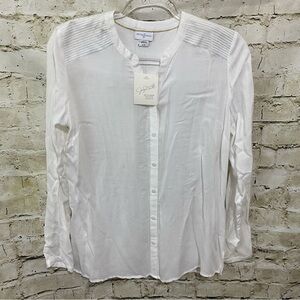 NWT Jaclyn Smith White Metallic Weave V Neck Long Sleeve Soft Top